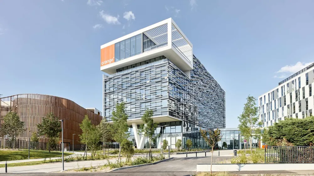 CAMPUS ORANGE TOLOSA